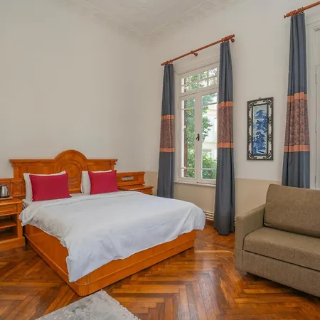 Laden Palas Prince'S Island Historical Mansion מלון *