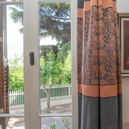 Hotel Laden Prince's Island Historical Mansion