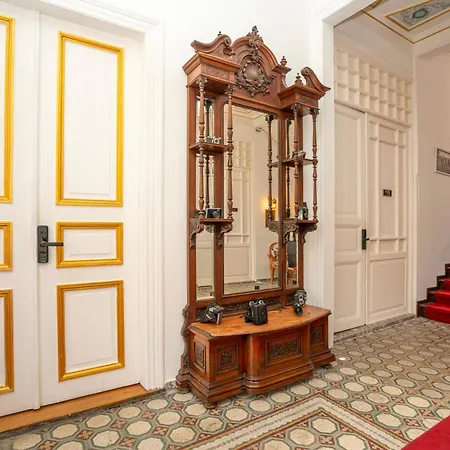 Laden Palas Prince'S Island Historical Mansion * Адалар