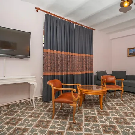Kensington Prince's Island Historical Mansion Hotel Adalar