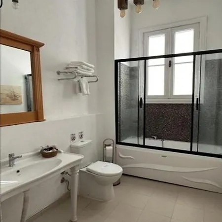 Laden Prince's Island Historical Mansion Hotel